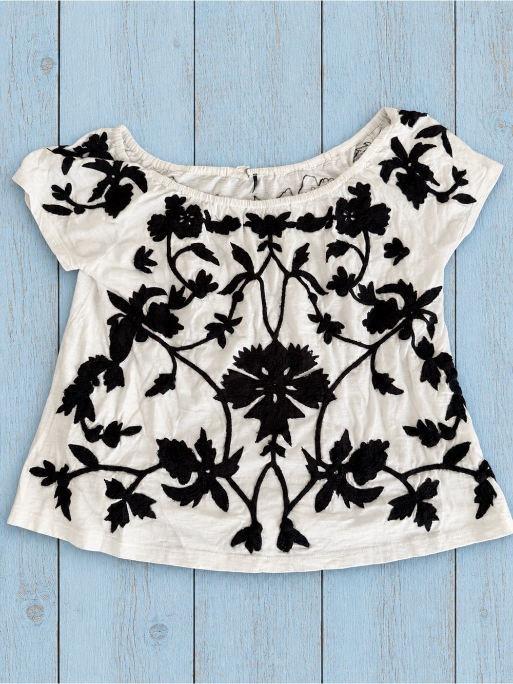 Anthropologie Akemi + Kin Tropea Black White Embroidered Top XS
